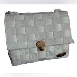 Creazioni Alma beige and white woven handbag made in Italy